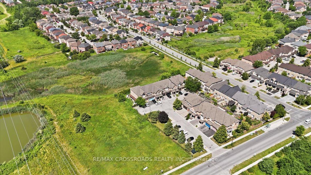 Photo 34 of 8 Culver Lane, Scarborough, Rouge — HOMEH