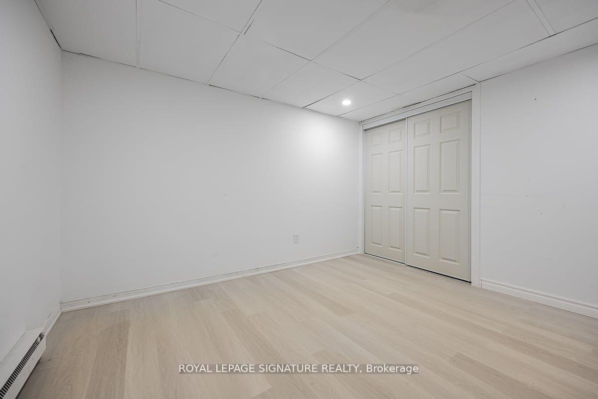 Photo 2 of Unit C, 54 Tuscarora Drive, North York, Pleasant View — HOMEH