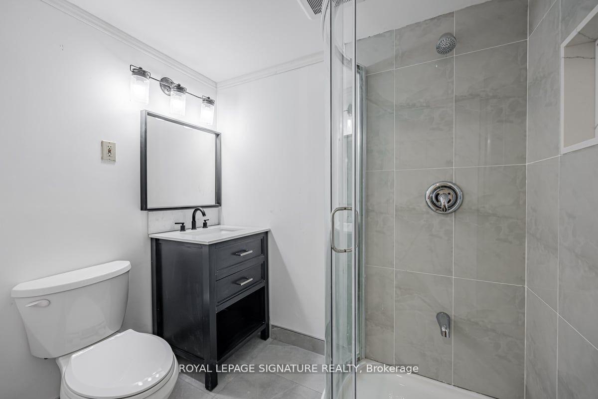 Photo 4 of Unit C, 54 Tuscarora Drive, North York, Pleasant View — HOMEH