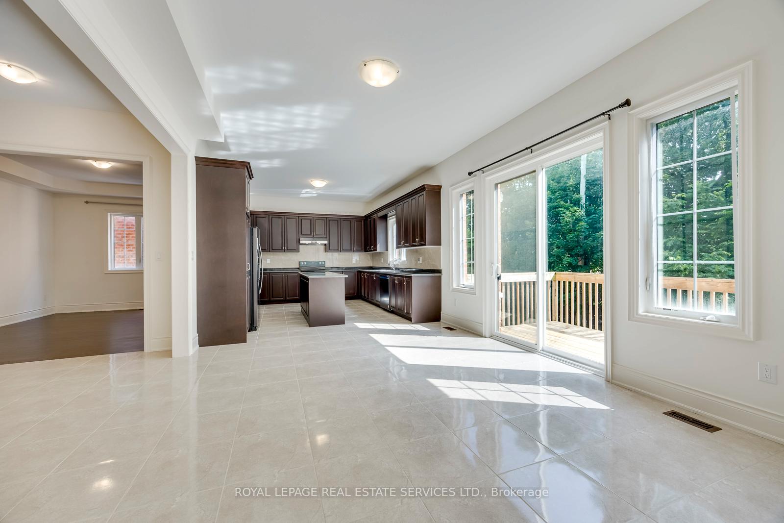 Photo 17 of 60 Avanti Crescent, Hamilton, Waterdown — HOMEH