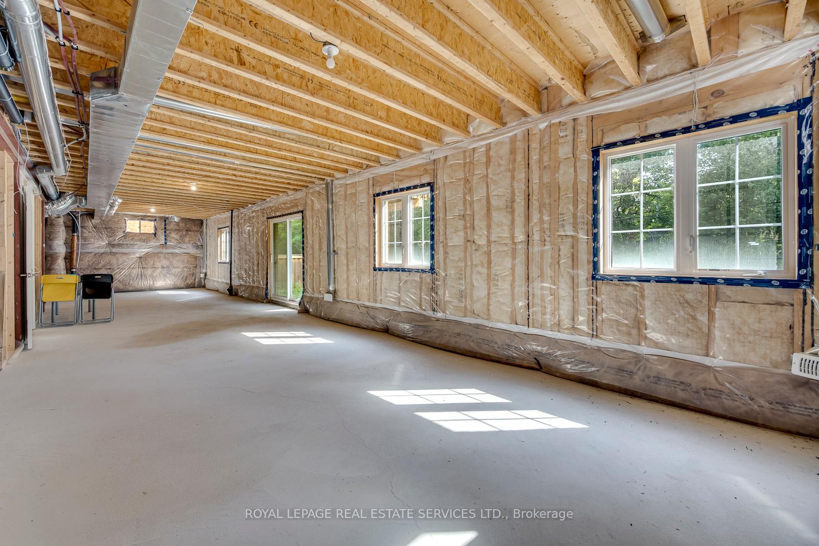 Photo 41 of 60 Avanti Crescent, Hamilton, Waterdown — HOMEH