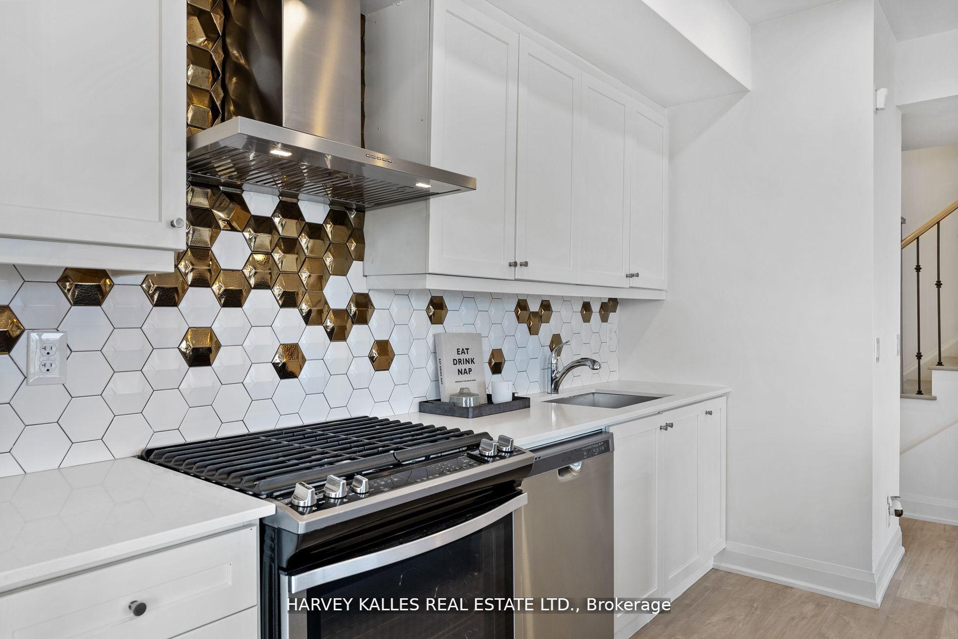 Photo 7 of Unit 2, 115 Long Branch, Etobicoke, Long Branch — HOMEH