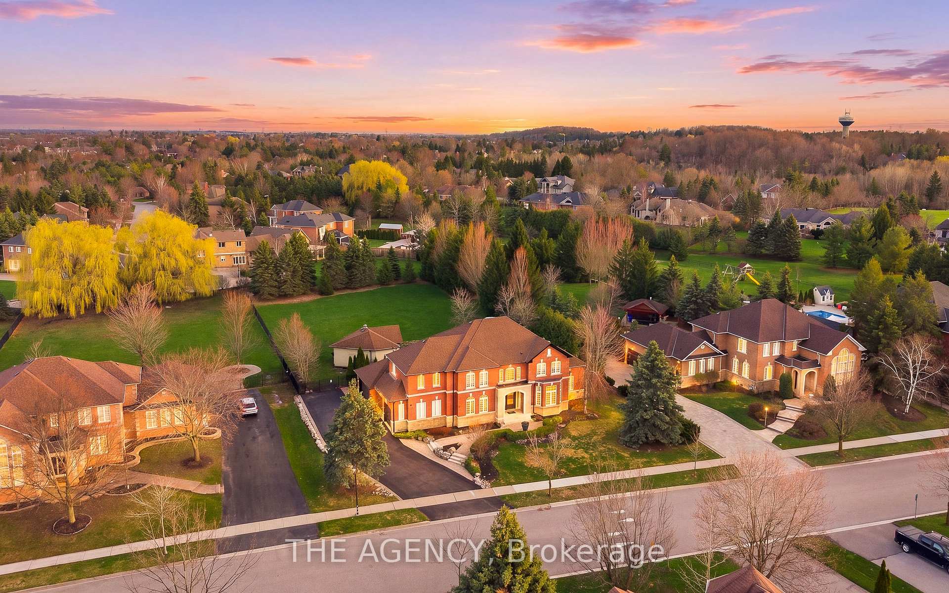 Photo 50 of 147 Mactaggart Drive, King, Nobleton — HOMEH