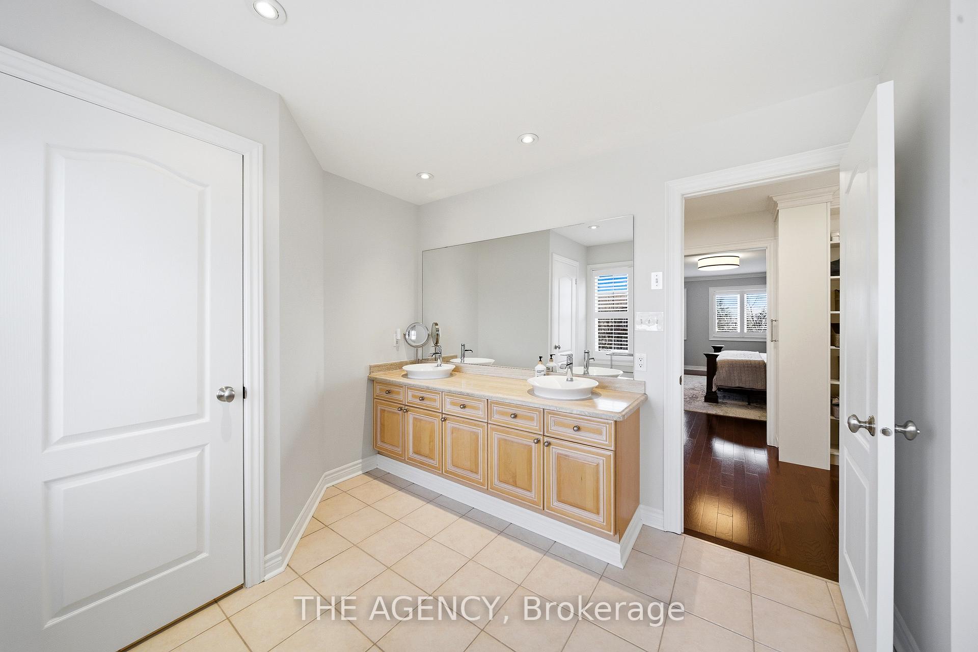 Photo 30 of 147 Mactaggart Drive, King, Nobleton — HOMEH