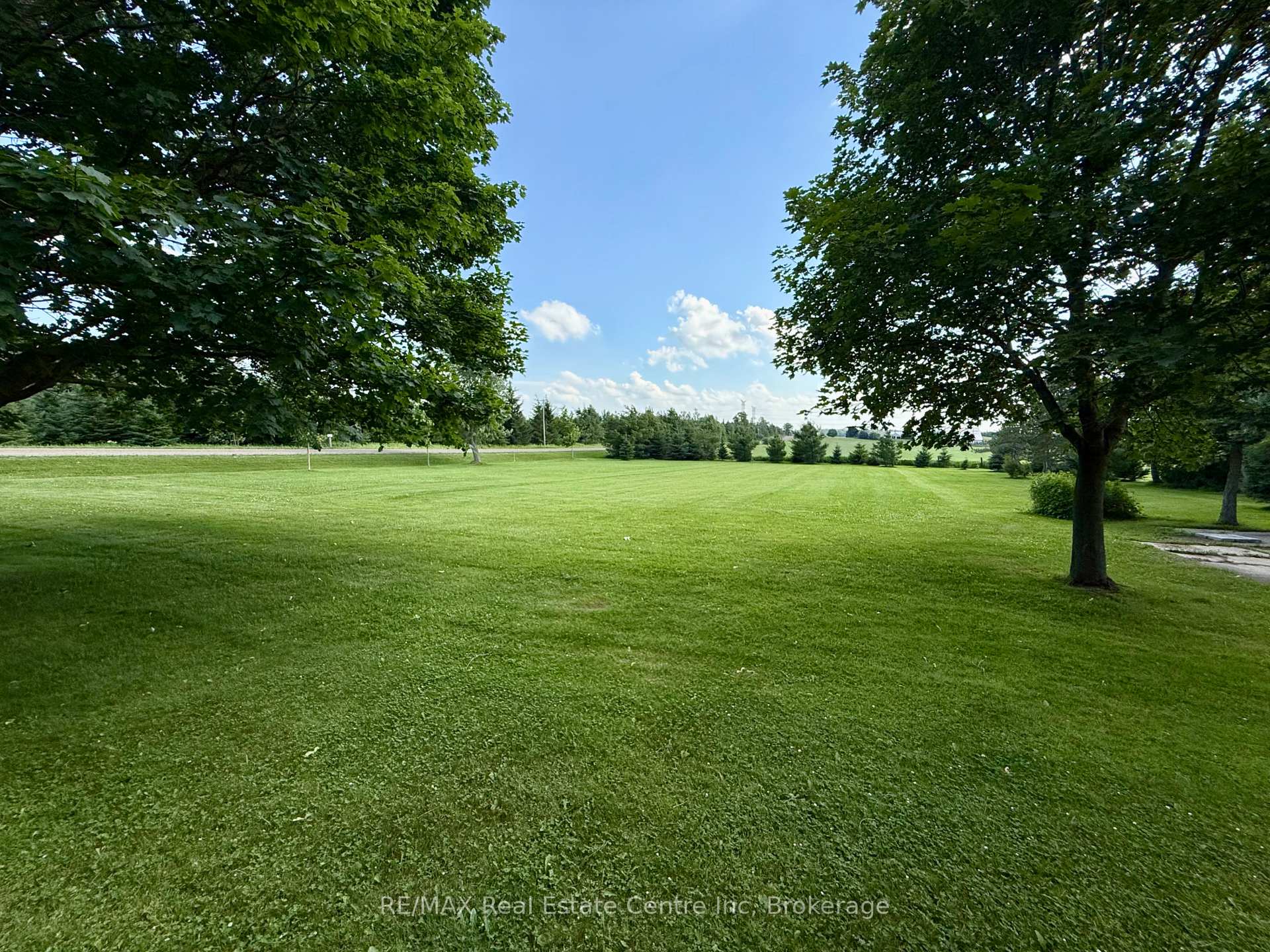 Photo 13 of 9098 27 Side Road, Erin, Rural Erin — HOMEH