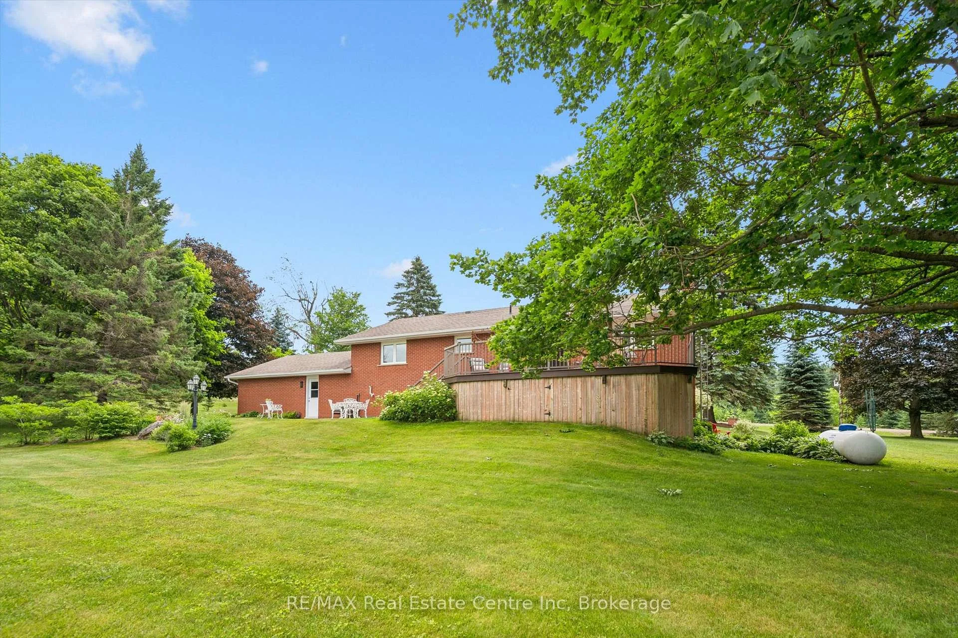 Photo 72 of 9098 27 Side Road, Erin, Rural Erin — HOMEH