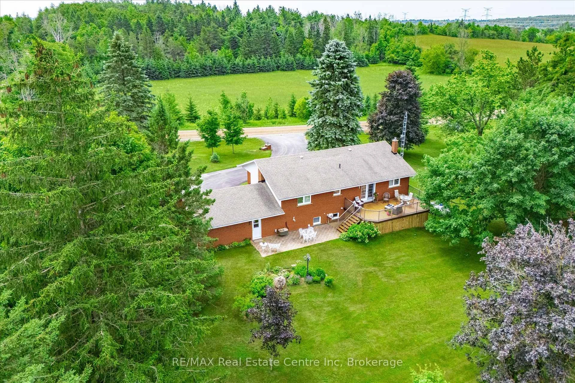 Photo 87 of 9098 27 Side Road, Erin, Rural Erin — HOMEH