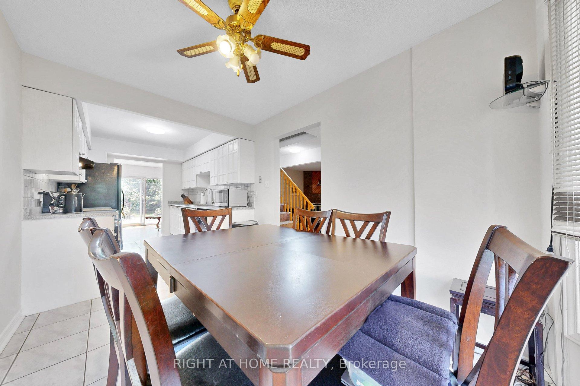 Photo 13 of 103 Heatherton Way, Vaughan, Crestwood-Springfarm-Yorkhill — HOMEH