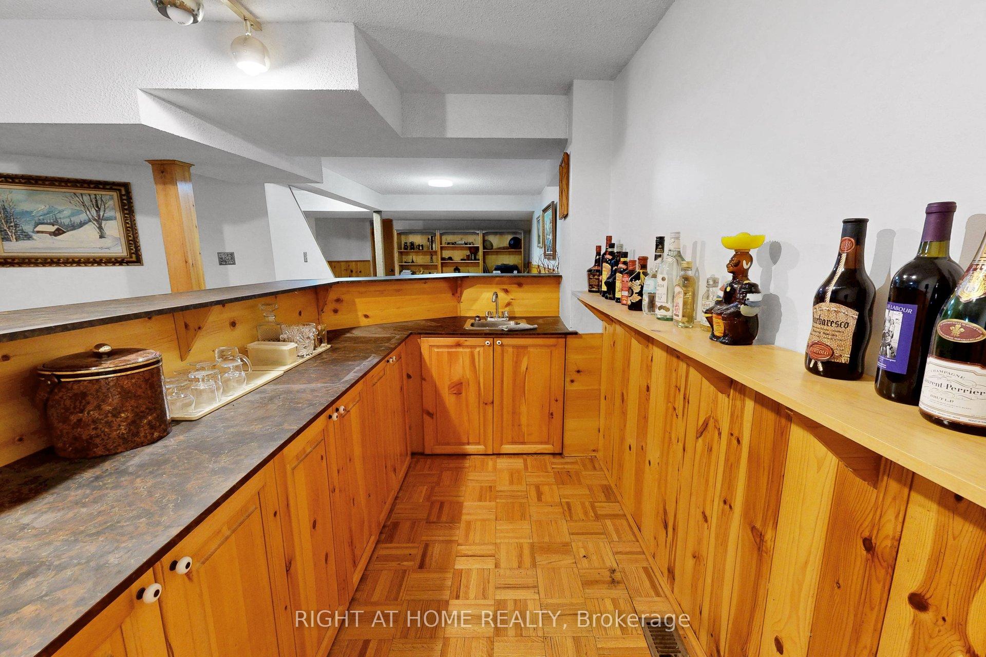 Photo 42 of 103 Heatherton Way, Vaughan, Crestwood-Springfarm-Yorkhill — HOMEH