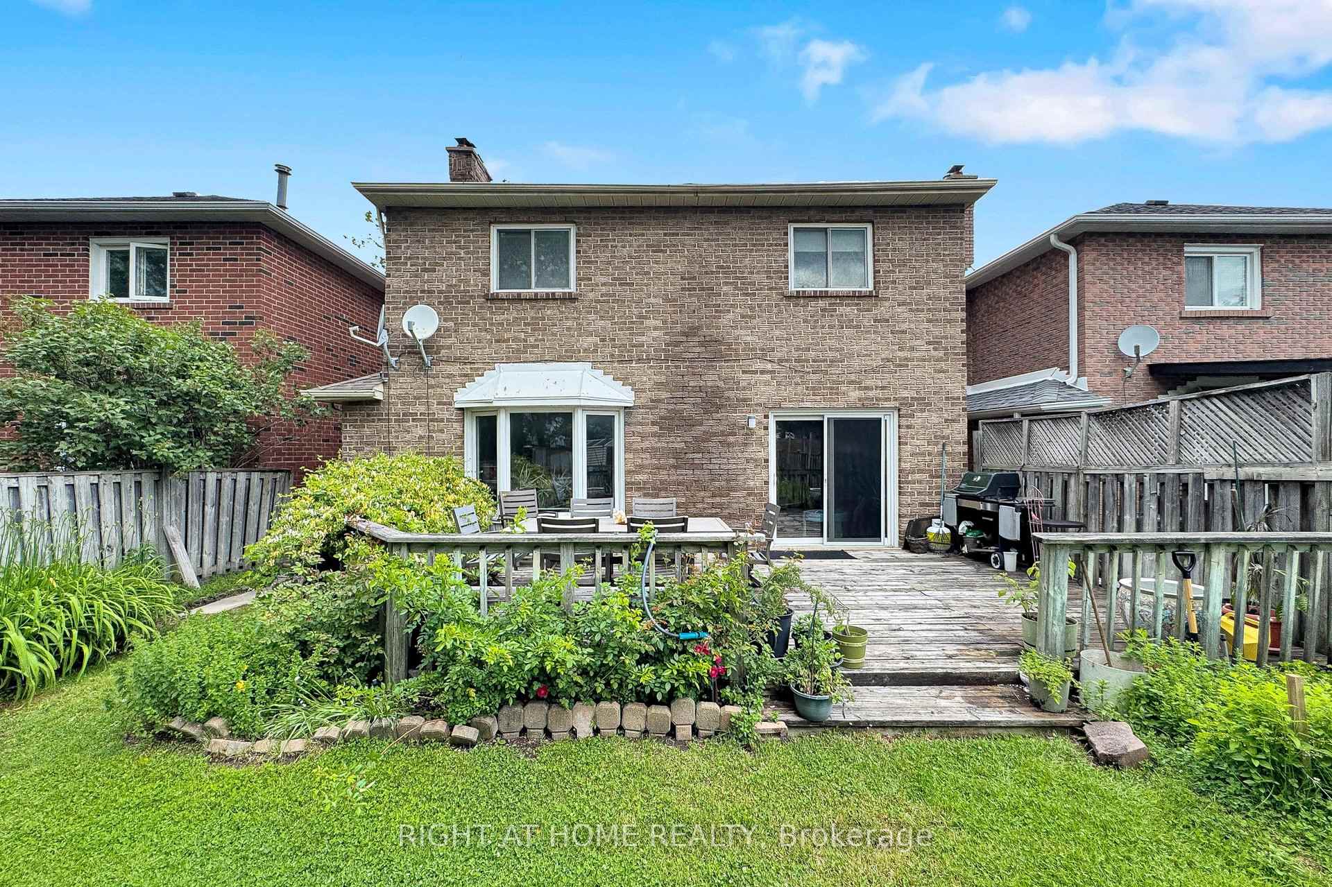 Photo 49 of 103 Heatherton Way, Vaughan, Crestwood-Springfarm-Yorkhill — HOMEH