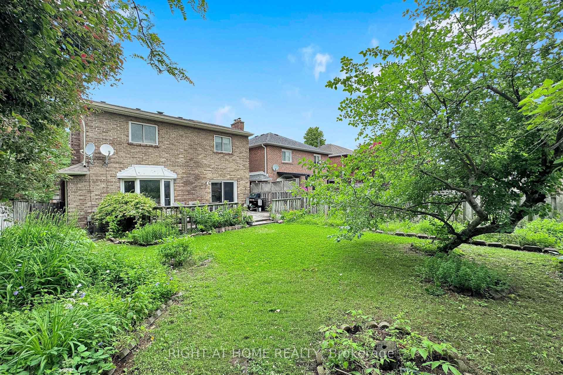 Photo 50 of 103 Heatherton Way, Vaughan, Crestwood-Springfarm-Yorkhill — HOMEH