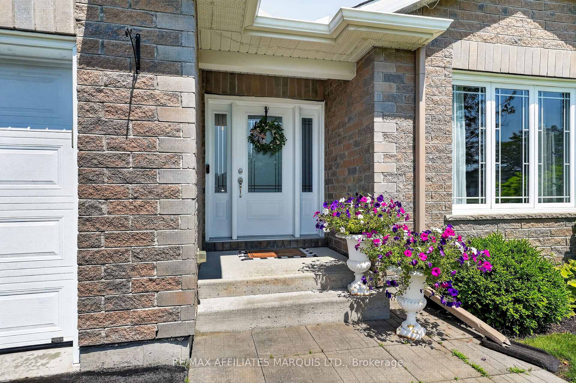 Photo 5 of 348 Glen Nora Drive, Cornwall, Cornwall — HOMEH