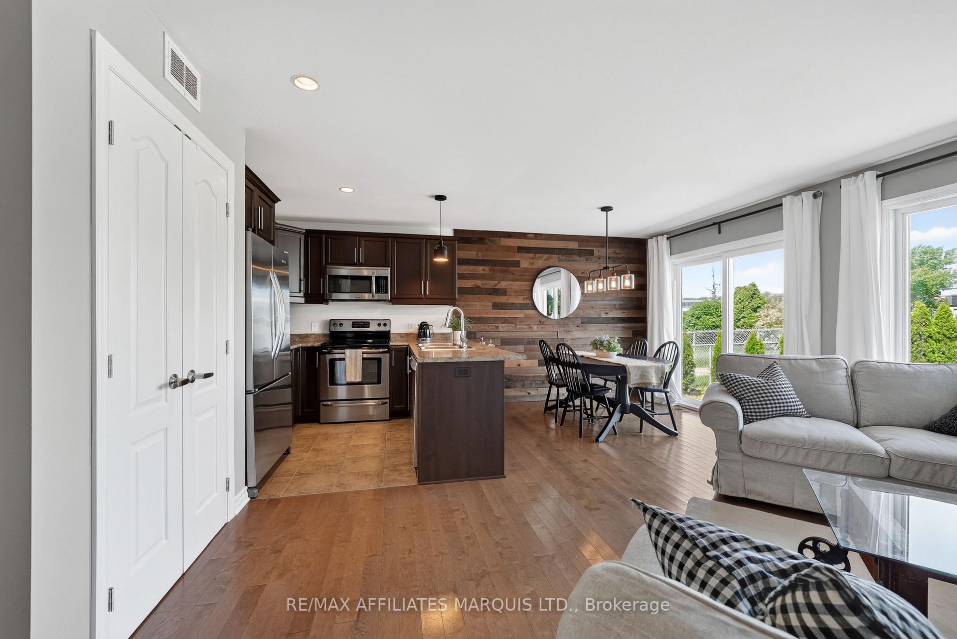 Photo 12 of 348 Glen Nora Drive, Cornwall, Cornwall — HOMEH