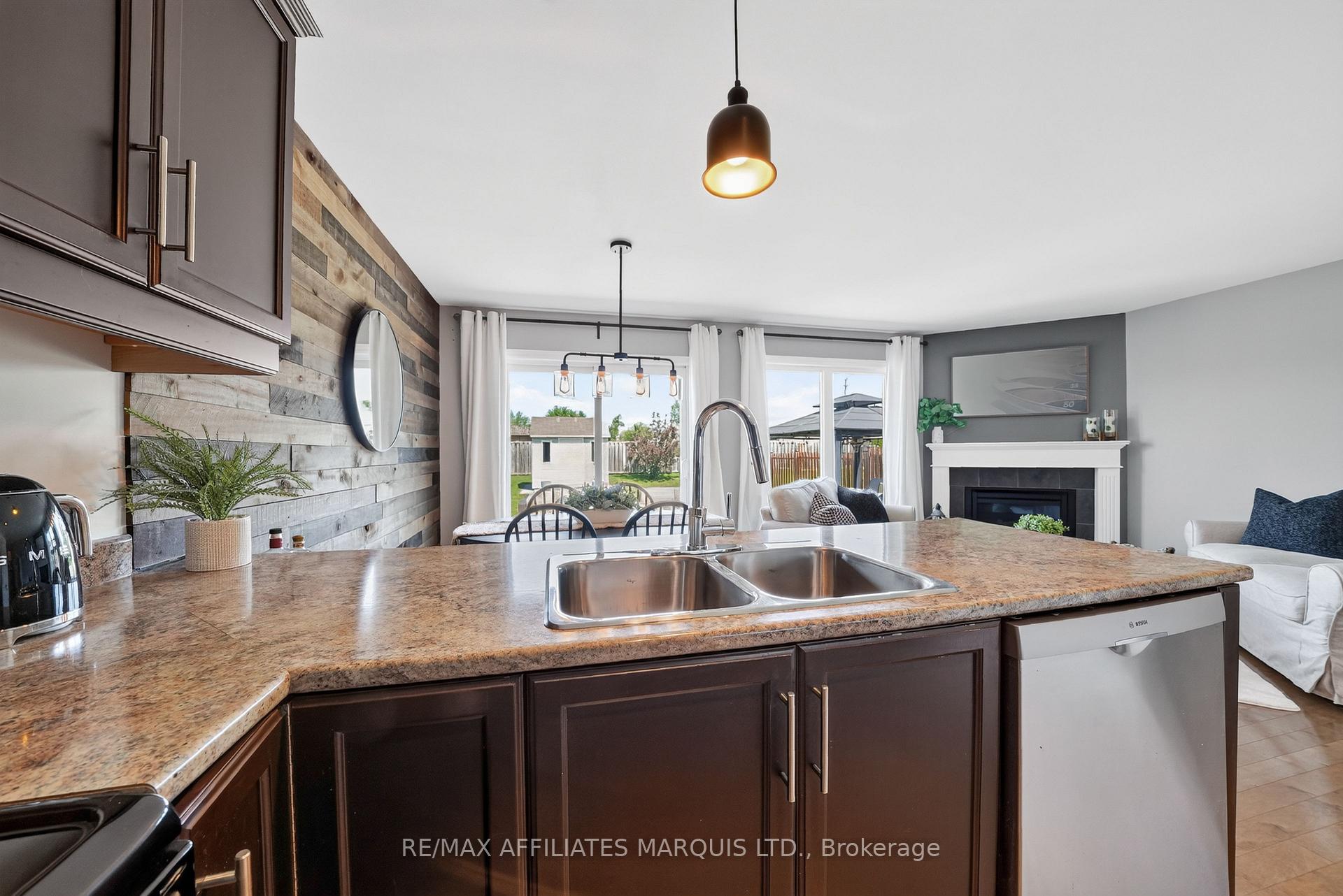 Photo 16 of 348 Glen Nora Drive, Cornwall, Cornwall — HOMEH