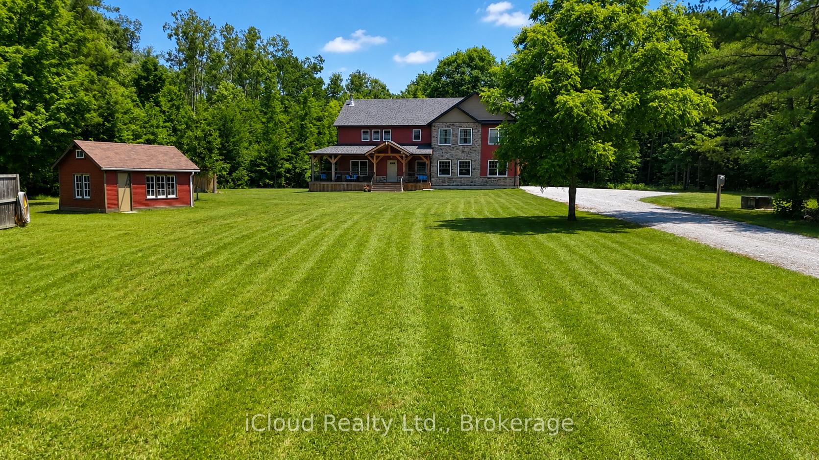Photo 2 of 2091 Dwyer Road, Springwater, Rural Springwater — HOMEH