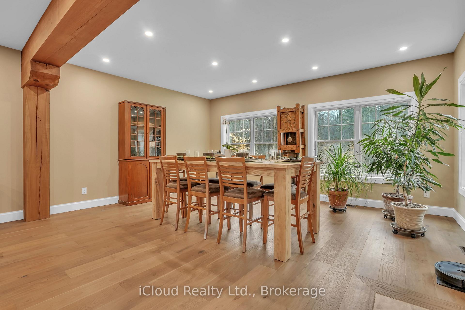 Photo 13 of 2091 Dwyer Road, Springwater, Rural Springwater — HOMEH