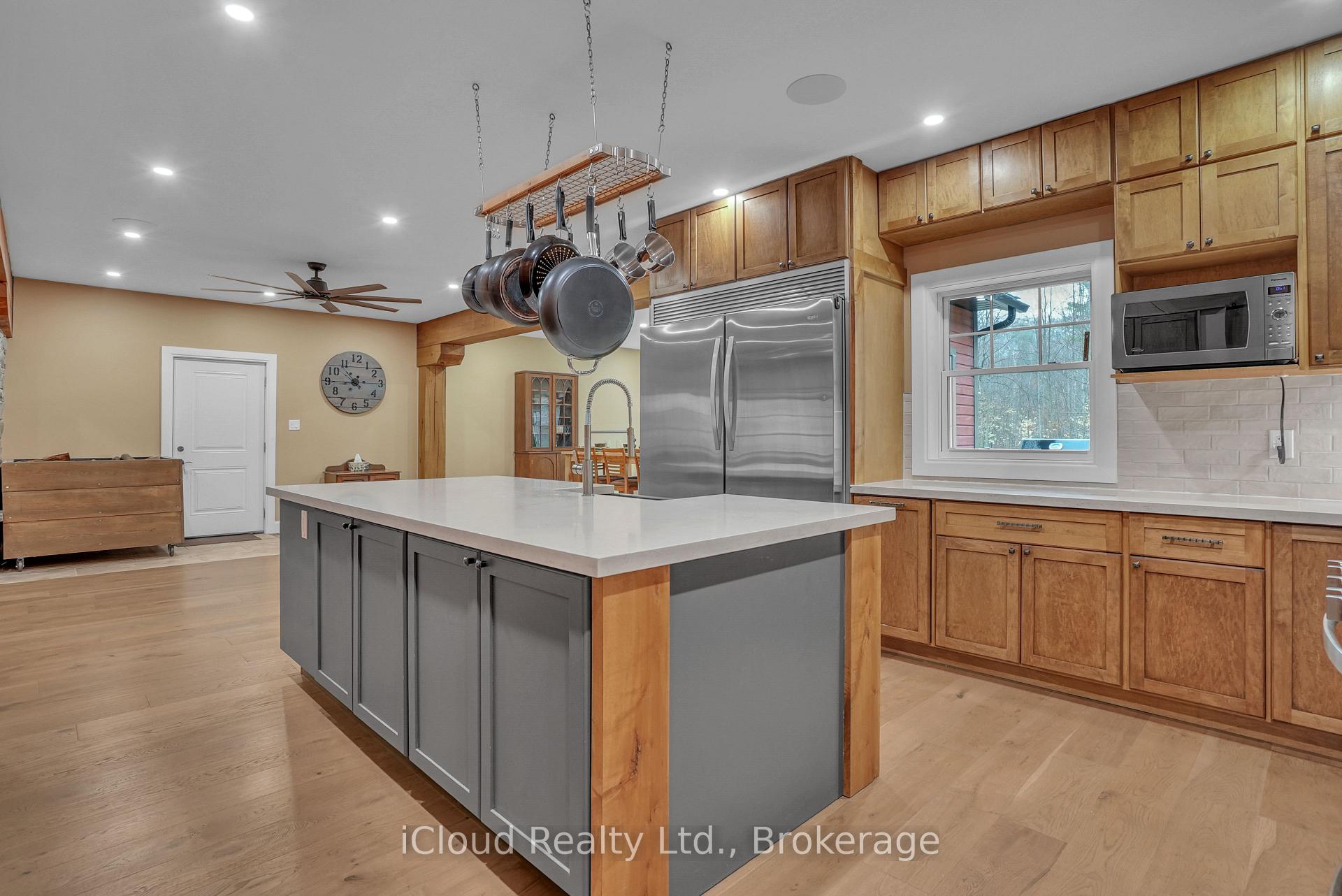 Photo 20 of 2091 Dwyer Road, Springwater, Rural Springwater — HOMEH