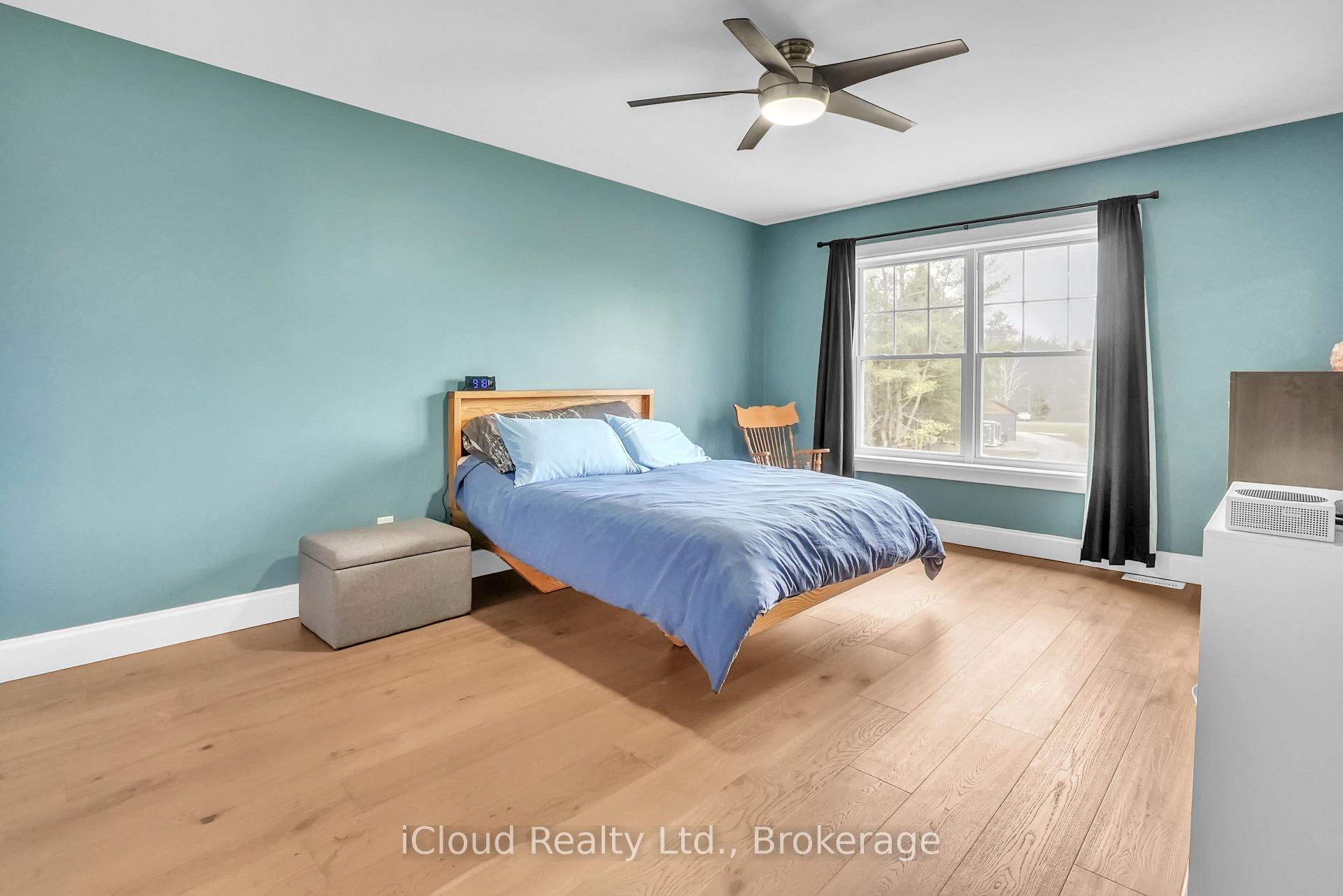 Photo 32 of 2091 Dwyer Road, Springwater, Rural Springwater — HOMEH