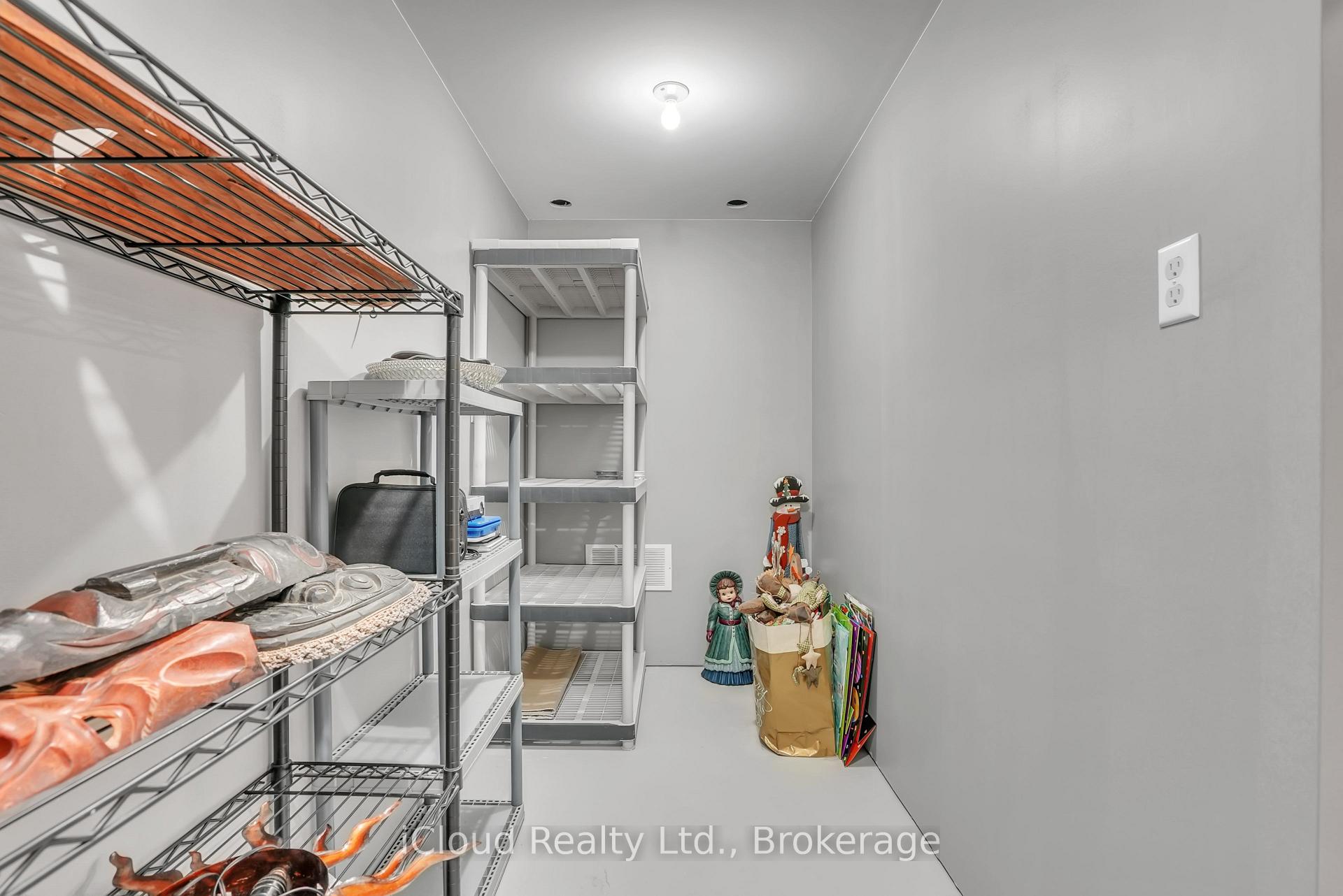 Photo 45 of 2091 Dwyer Road, Springwater, Rural Springwater — HOMEH