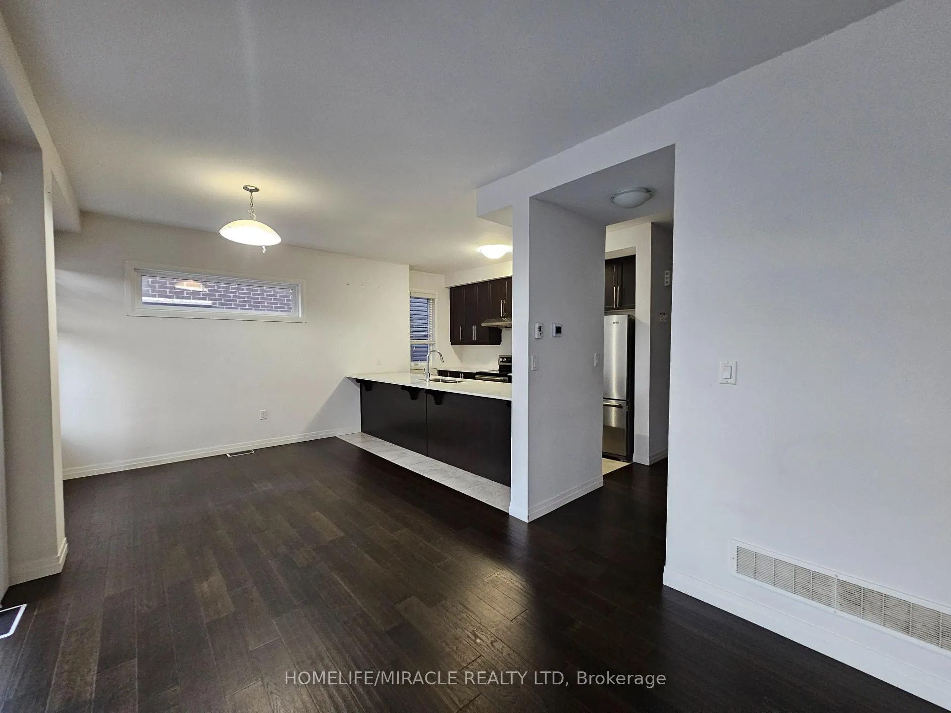 Photo 12 of Unit 159, 30 Times Square Boulevard, Hamilton, Stoney Creek — HOMEH