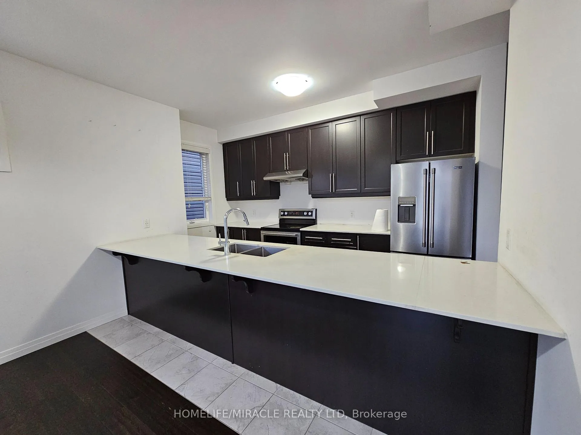 Photo 15 of Unit 159, 30 Times Square Boulevard, Hamilton, Stoney Creek — HOMEH