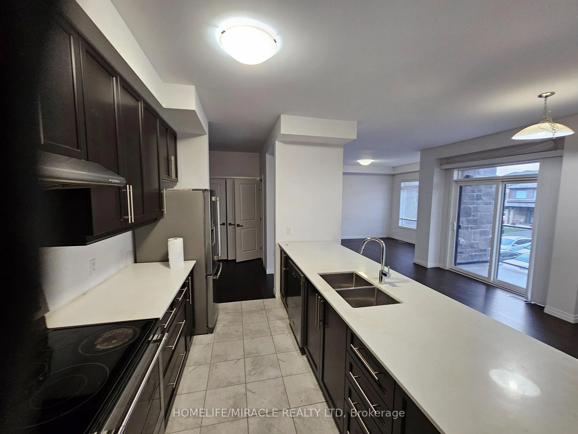 Photo 19 of Unit 159, 30 Times Square Boulevard, Hamilton, Stoney Creek — HOMEH