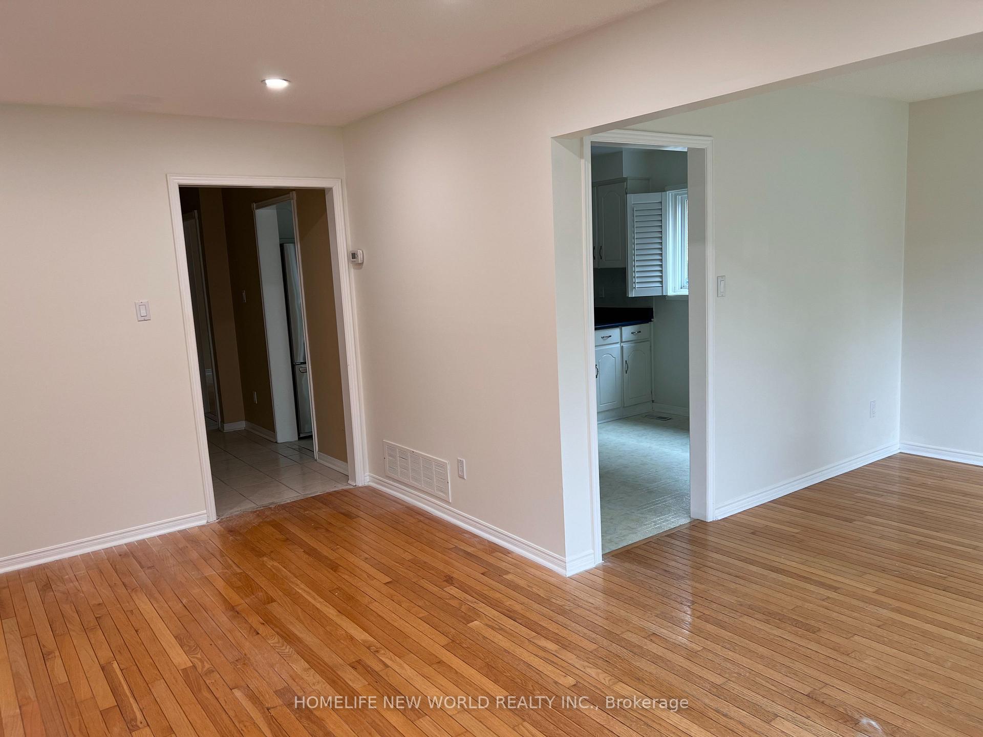 Photo 36 of 21 Delmark Boulevard, Markham, Sherwood-Amberglen — HOMEH