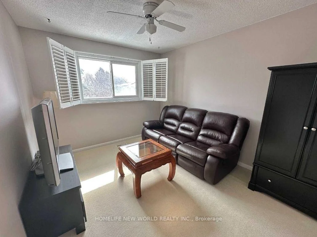 Photo 13 of 21 Delmark Boulevard, Markham, Sherwood-Amberglen — HOMEH