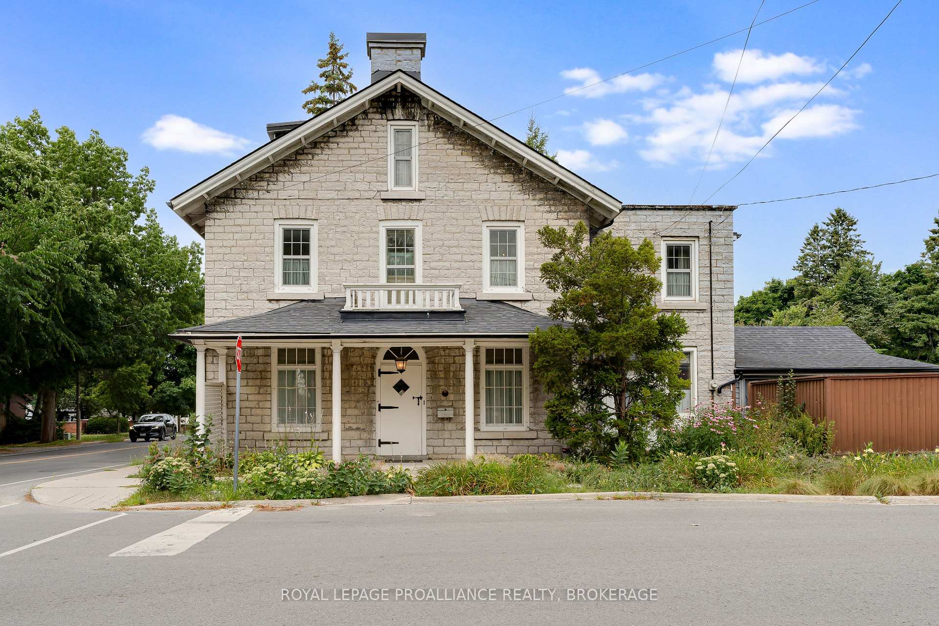 Photo of 2 Alwington Avenue