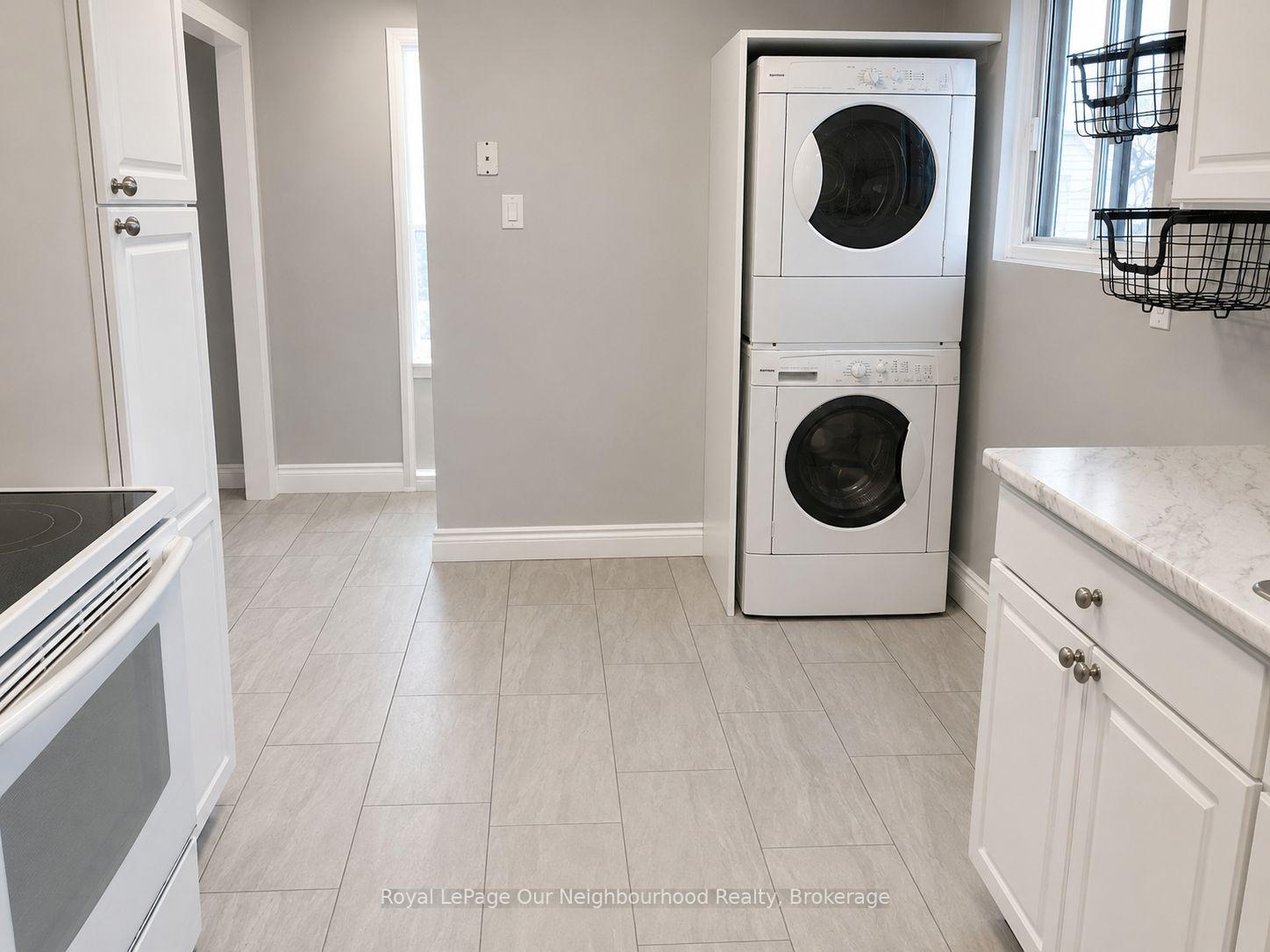 Photo 4 of Unit Upper, 396 Fleetwood Drive, Oshawa, Eastdale — HOMEH