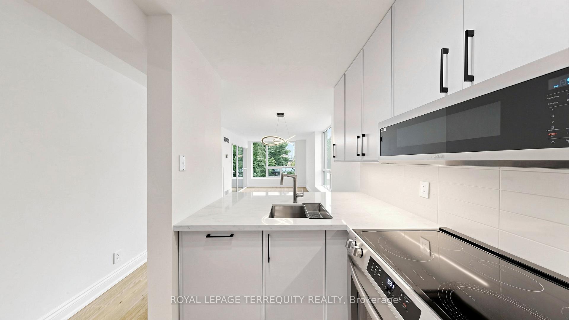 Photo 5 of Unit 220, 92 King Street E, Toronto, Church-Yonge Corridor — HOMEH