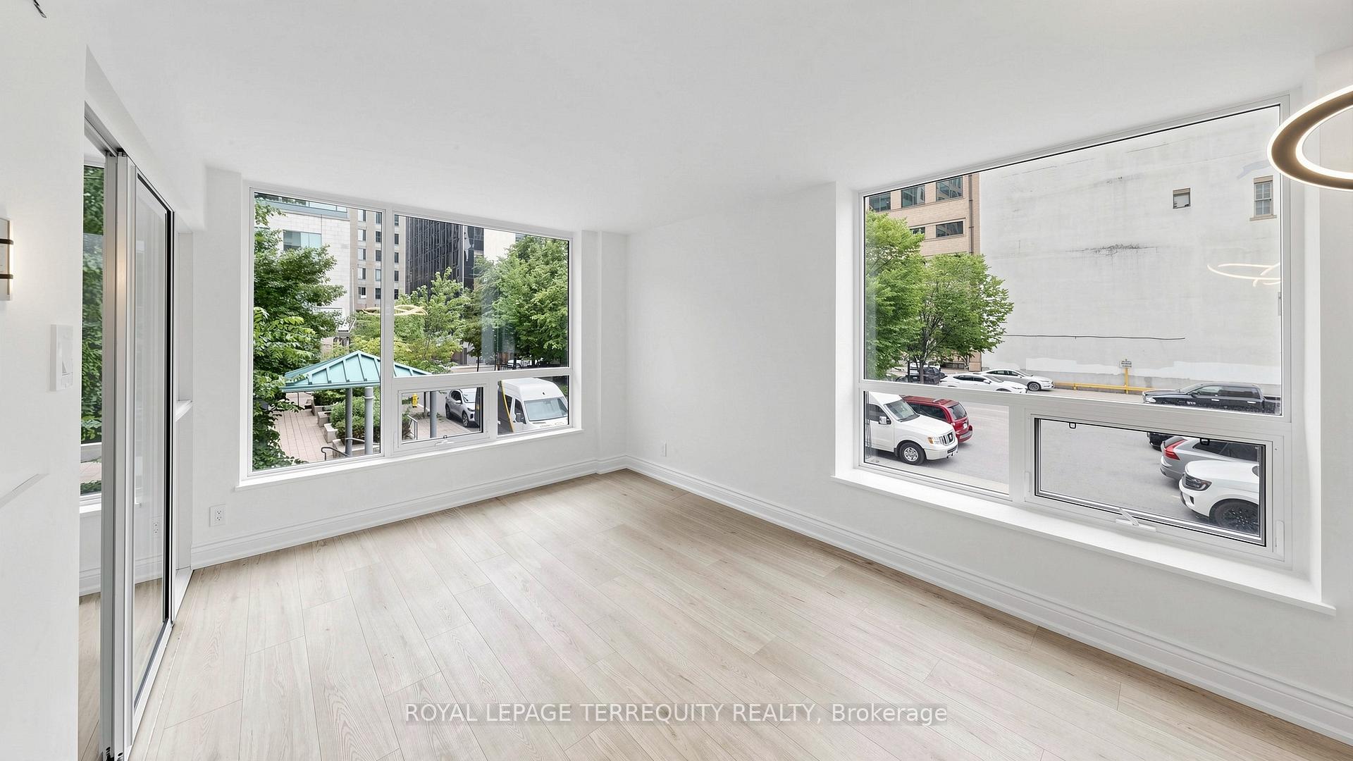 Photo 10 of Unit 220, 92 King Street E, Toronto, Church-Yonge Corridor — HOMEH