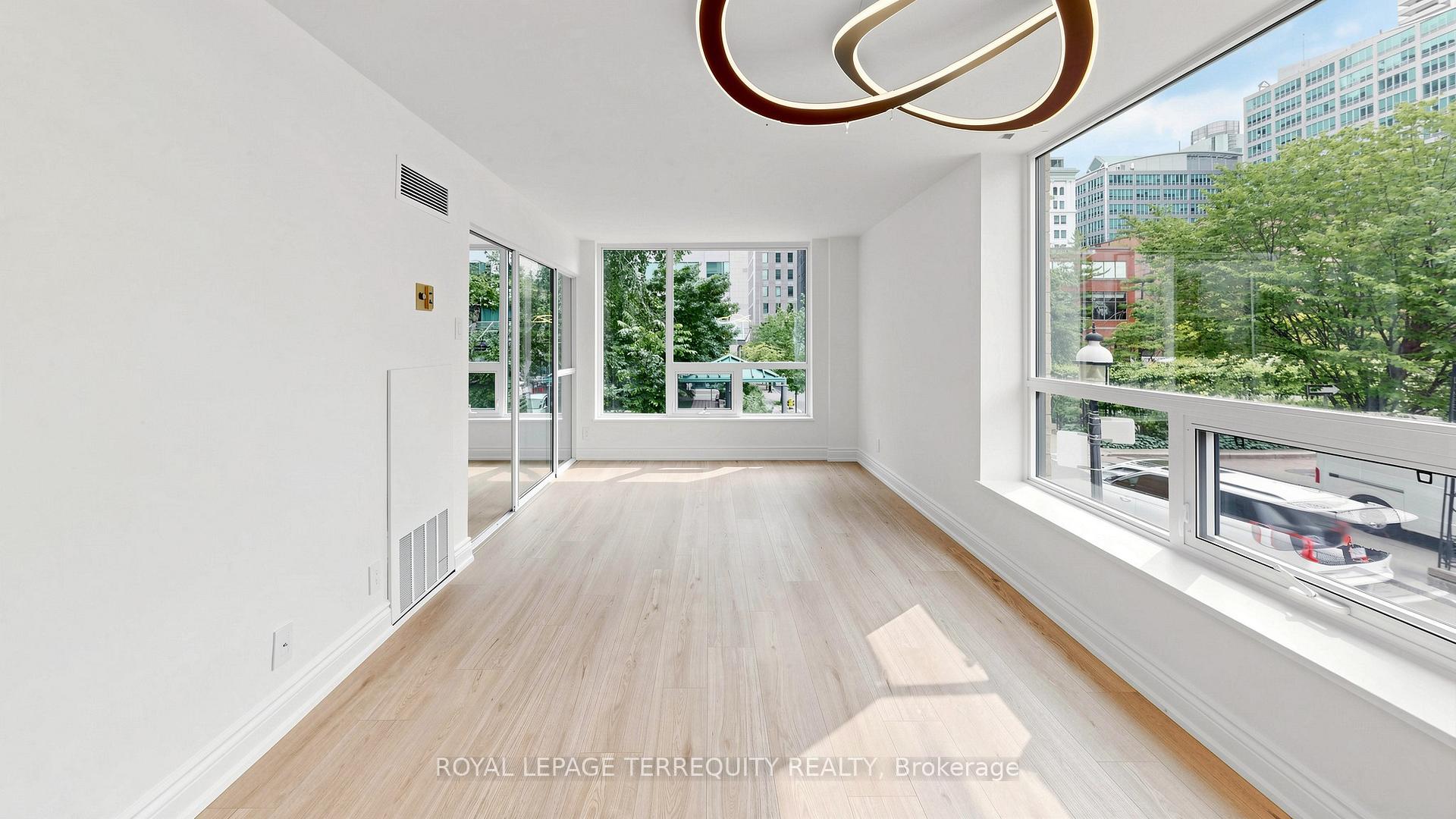Photo 11 of Unit 220, 92 King Street E, Toronto, Church-Yonge Corridor — HOMEH