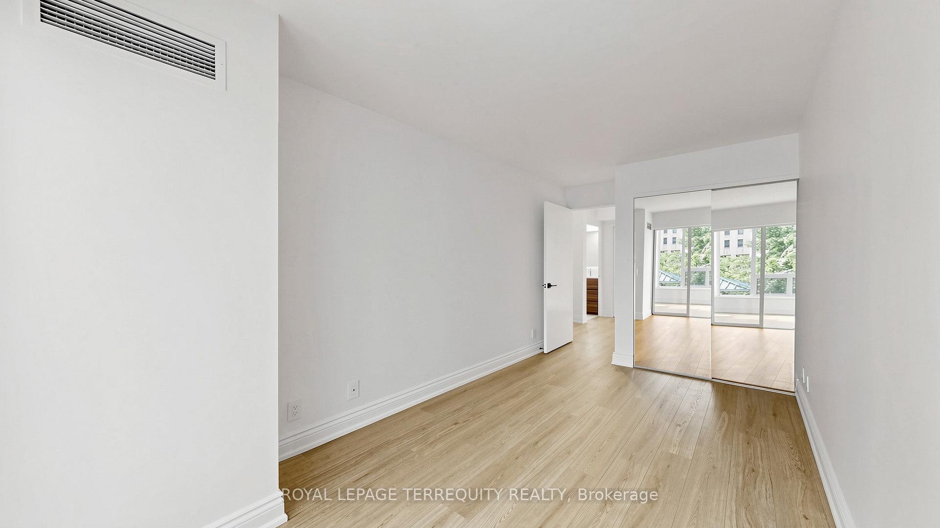 Photo 15 of Unit 220, 92 King Street E, Toronto, Church-Yonge Corridor — HOMEH