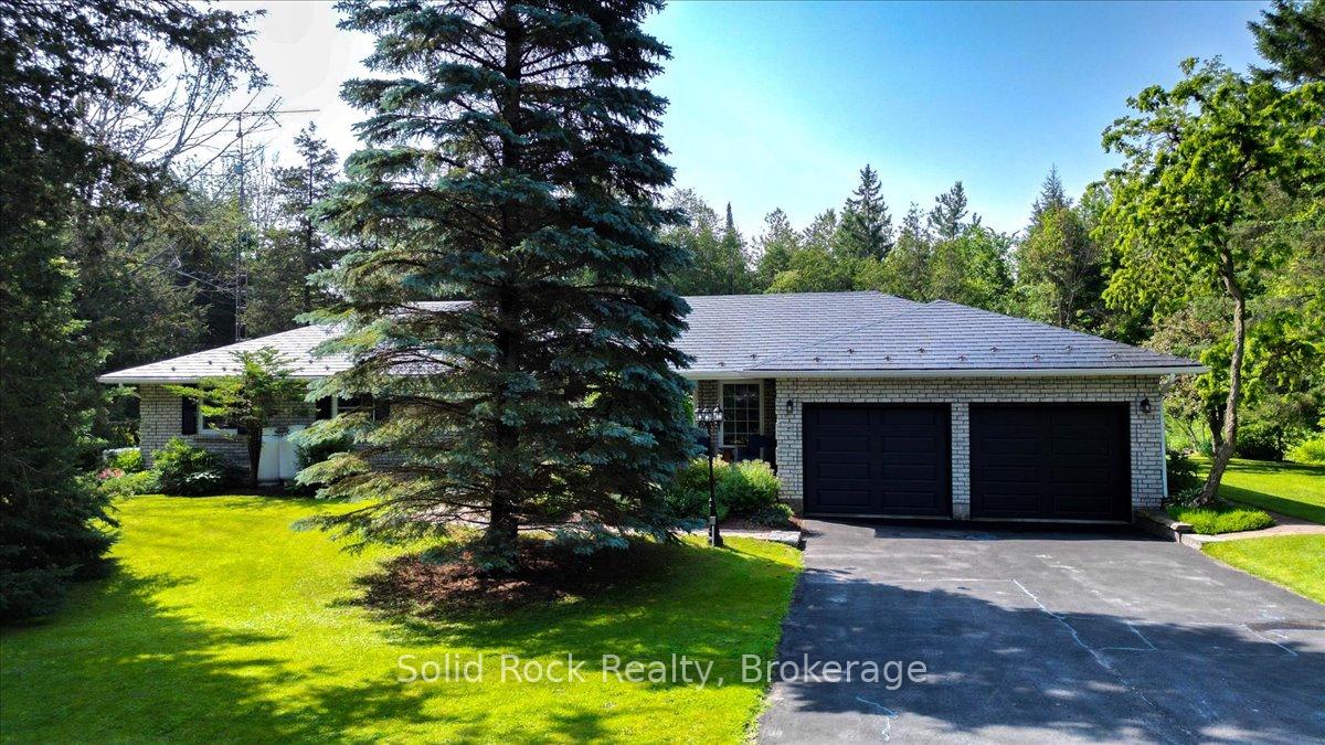Front of 2255 10th Line W
