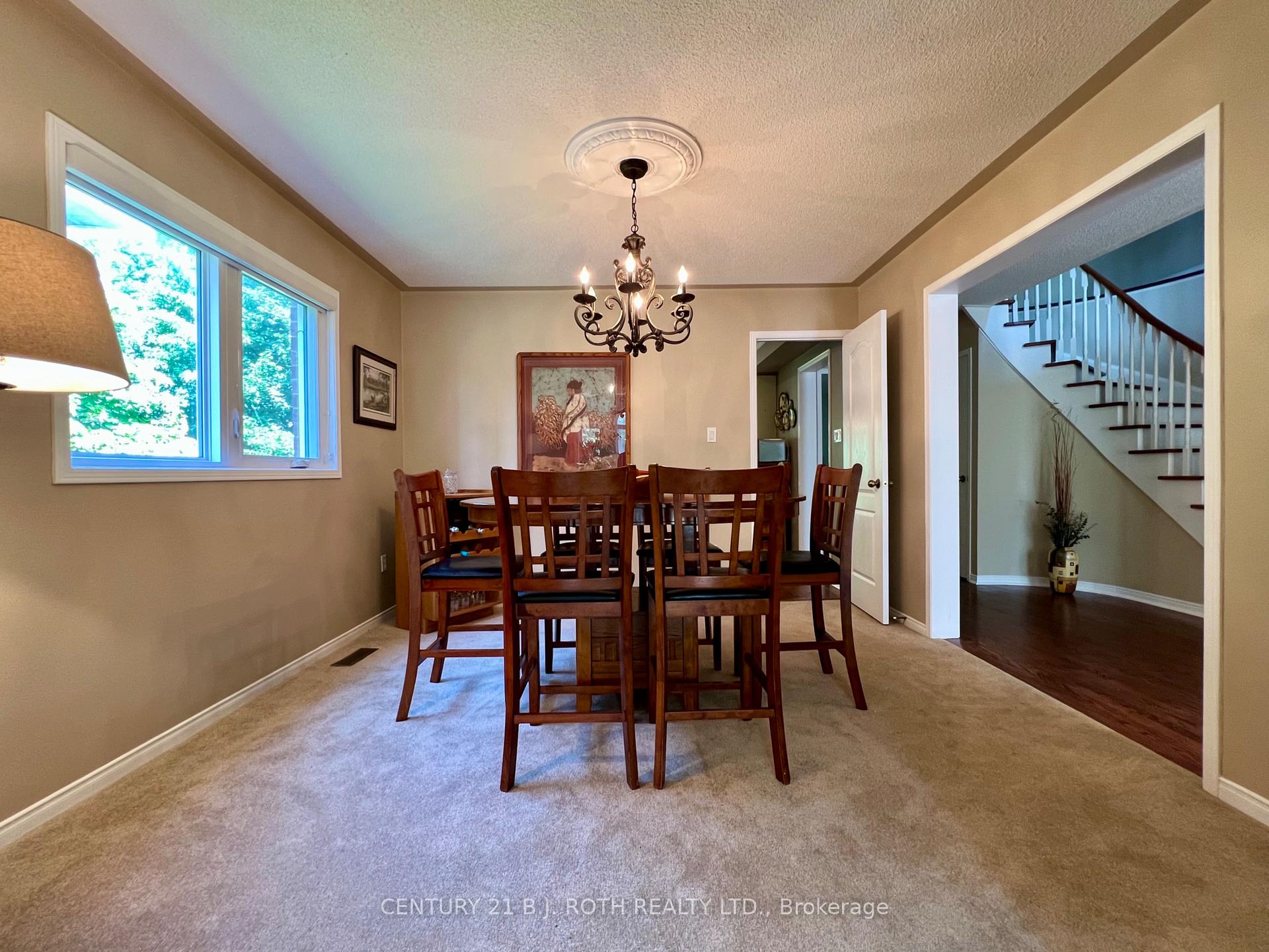 Photo 21 of 47 Looker Drive, Barrie, Holly — HOMEH