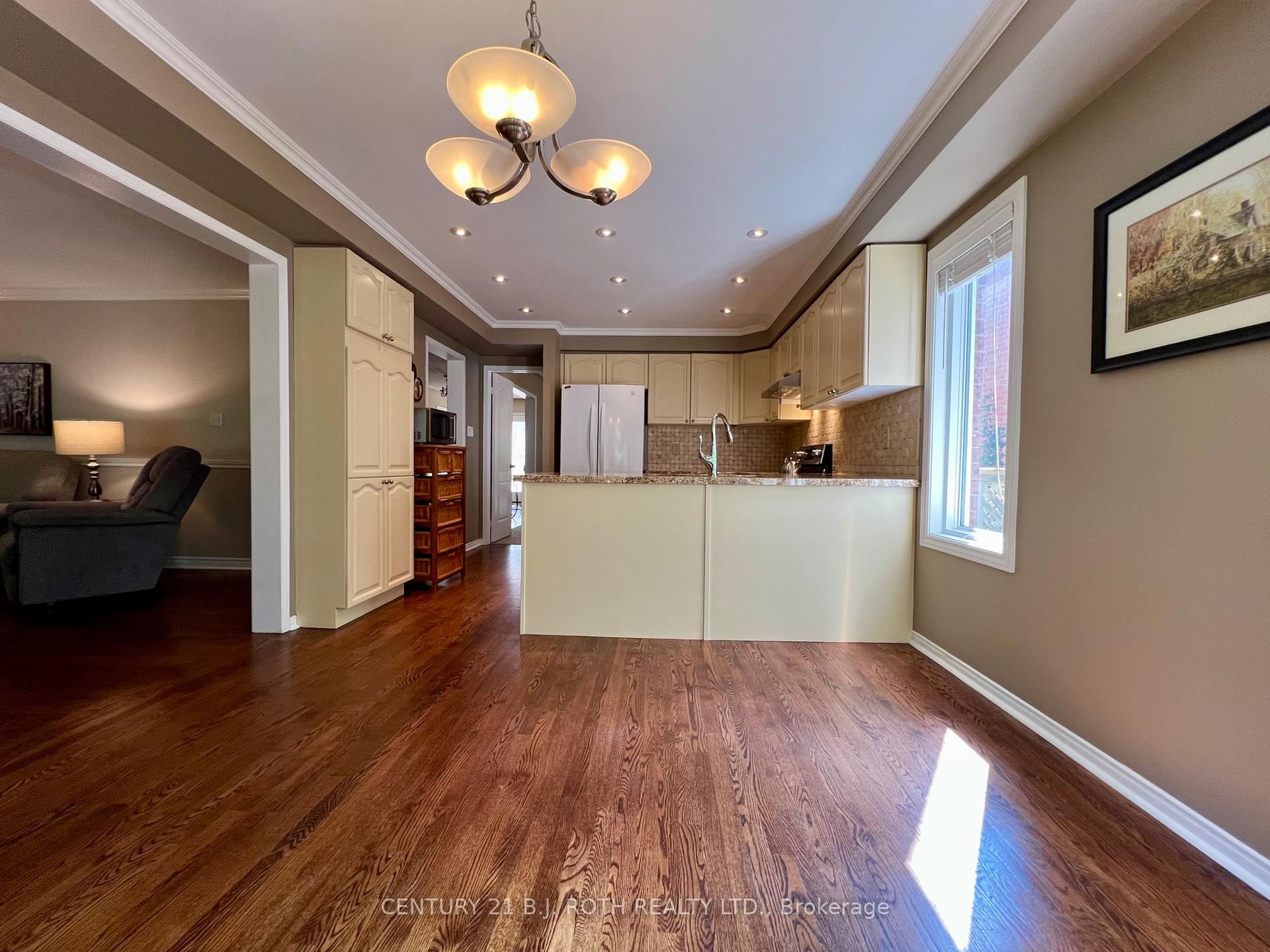Photo 29 of 47 Looker Drive, Barrie, Holly — HOMEH