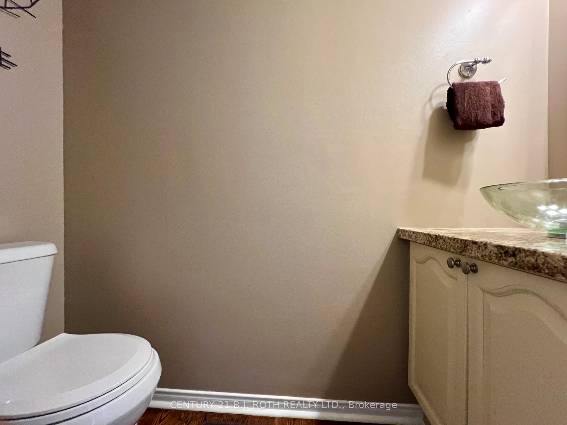 Photo 42 of 47 Looker Drive, Barrie, Holly — HOMEH