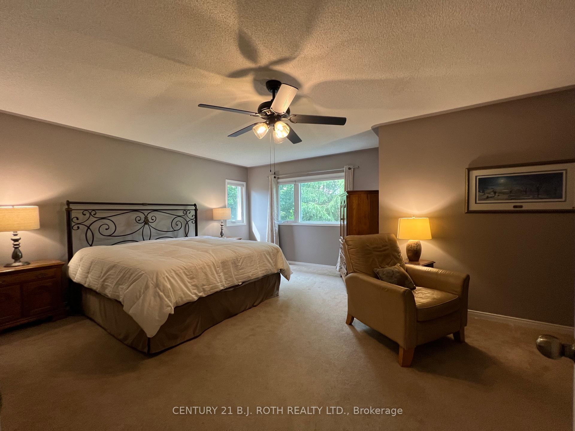 Photo 48 of 47 Looker Drive, Barrie, Holly — HOMEH