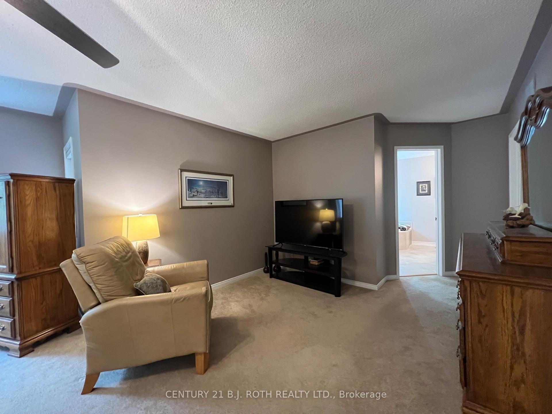 Photo 49 of 47 Looker Drive, Barrie, Holly — HOMEH
