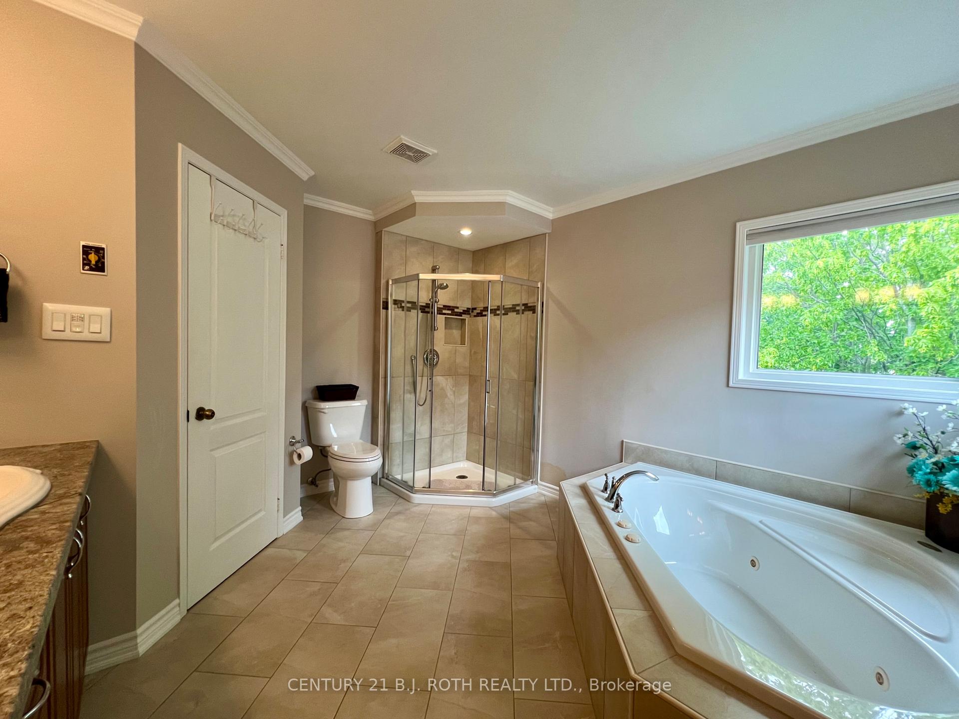 Photo 51 of 47 Looker Drive, Barrie, Holly — HOMEH