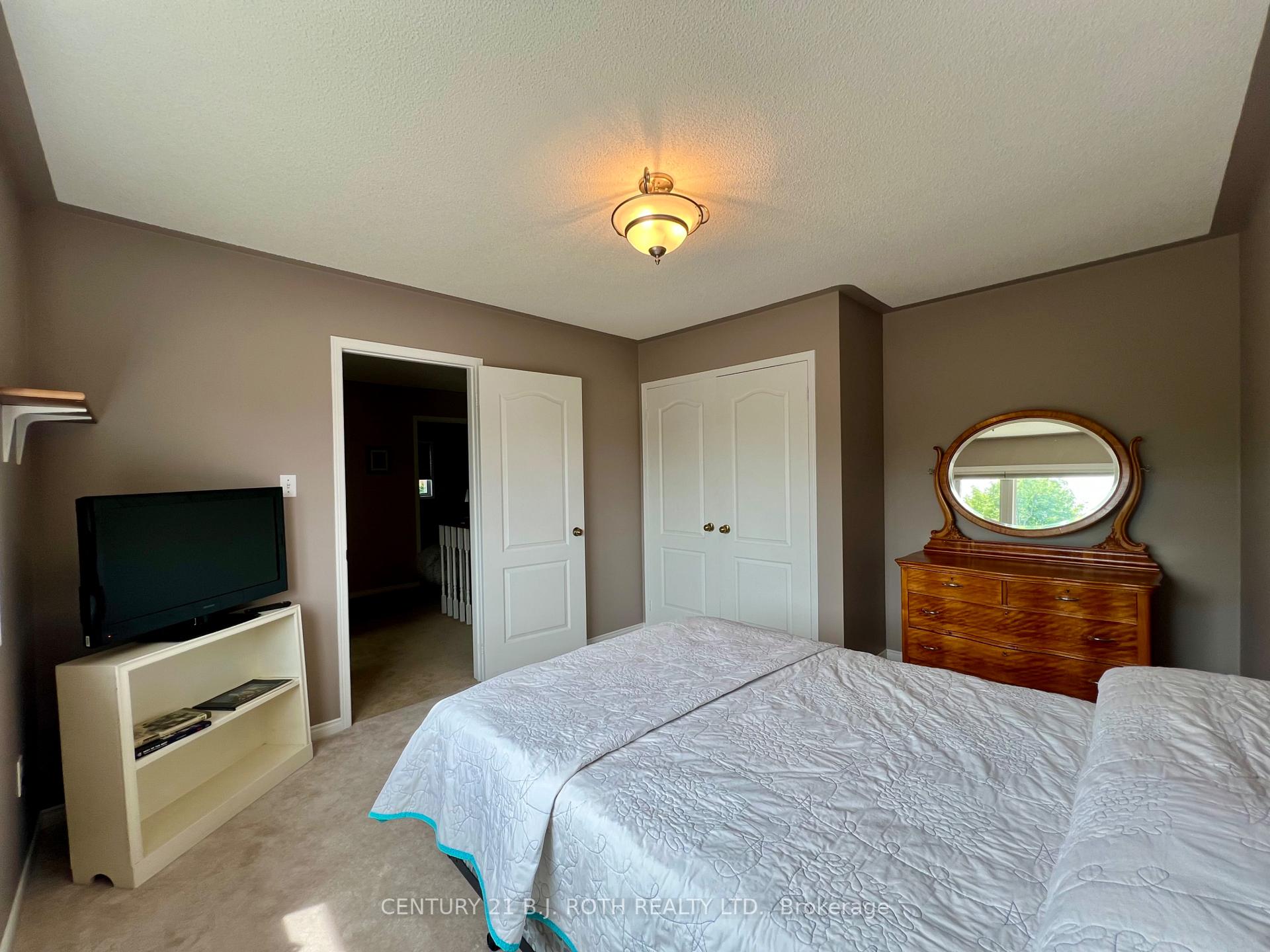Photo 58 of 47 Looker Drive, Barrie, Holly — HOMEH