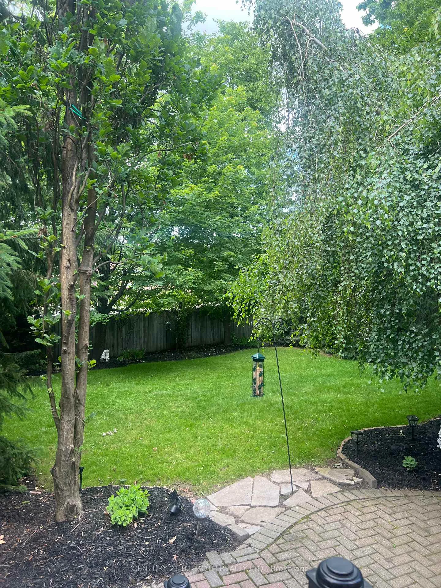 Photo 4 of 47 Looker Drive, Barrie, Holly — HOMEH