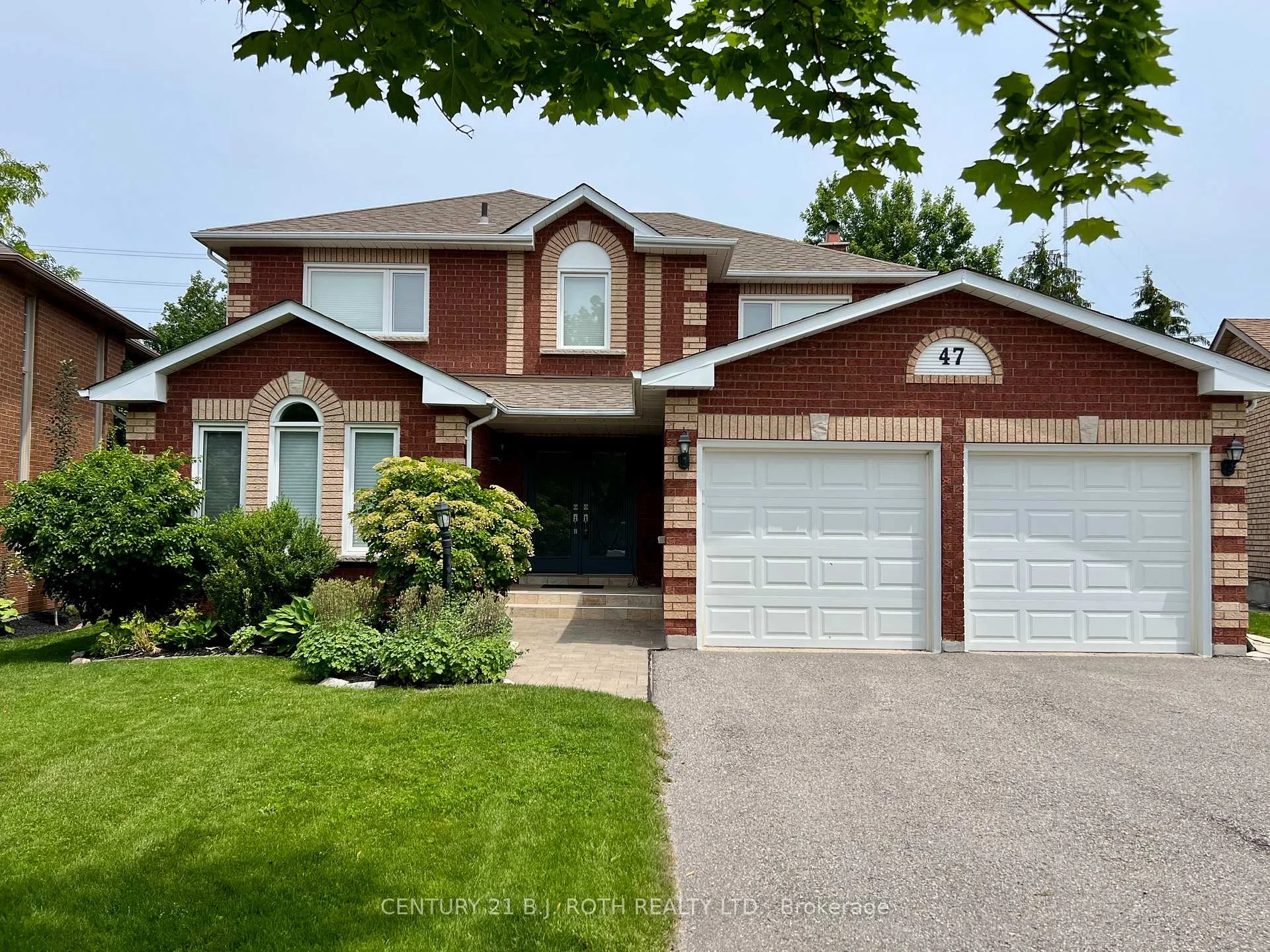 Photo 20 of 47 Looker Drive, Barrie, Holly — HOMEH