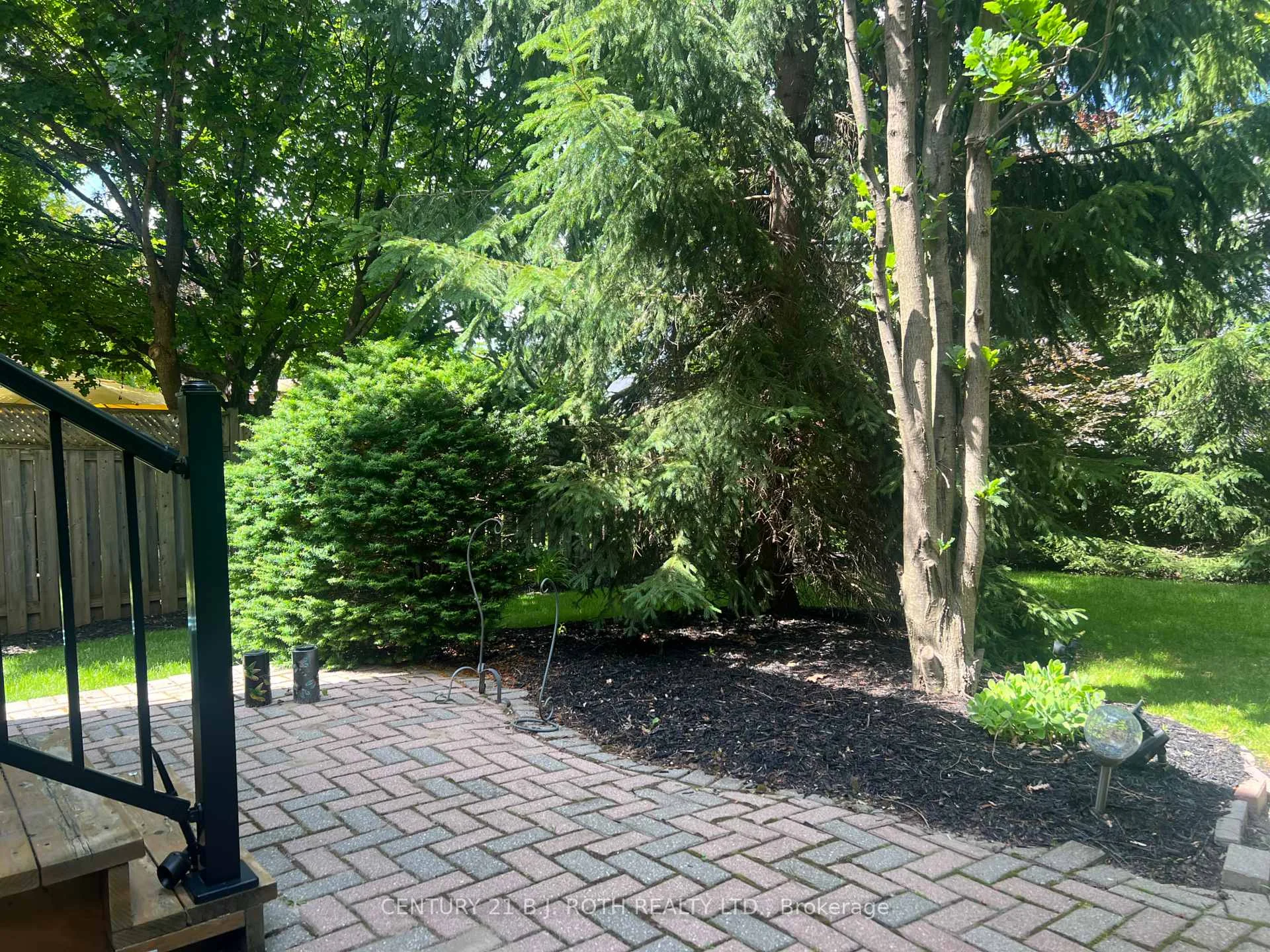 Photo 26 of 47 Looker Drive, Barrie, Holly — HOMEH