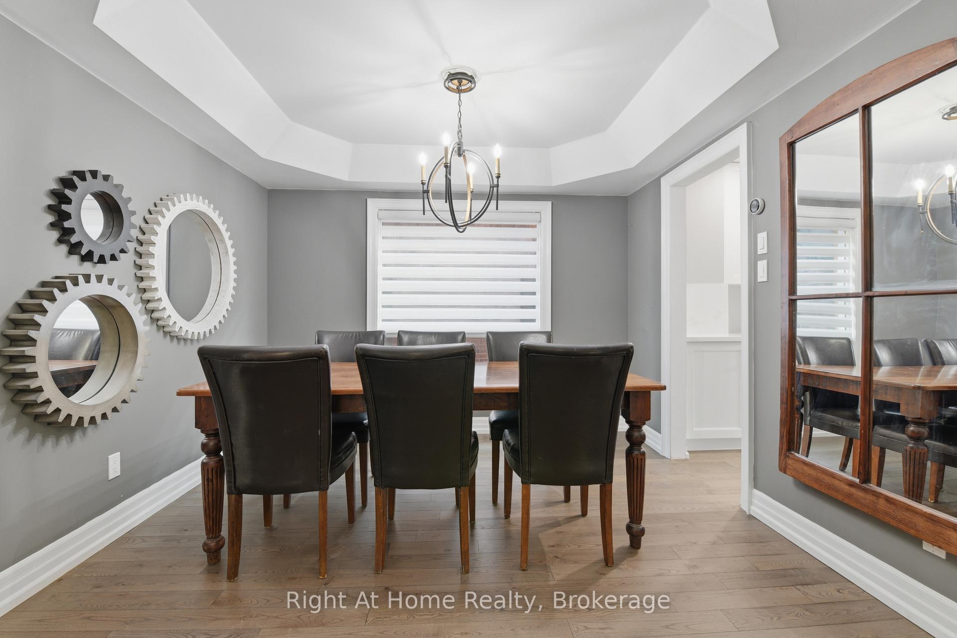 Photo 13 of 57 Lauchlin Crescent, Halton Hills, Georgetown — HOMEH