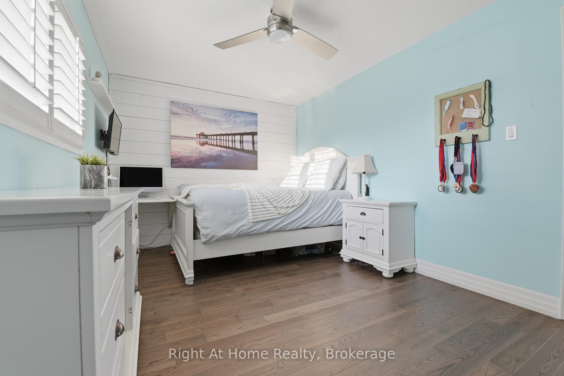 Photo 20 of 57 Lauchlin Crescent, Halton Hills, Georgetown — HOMEH