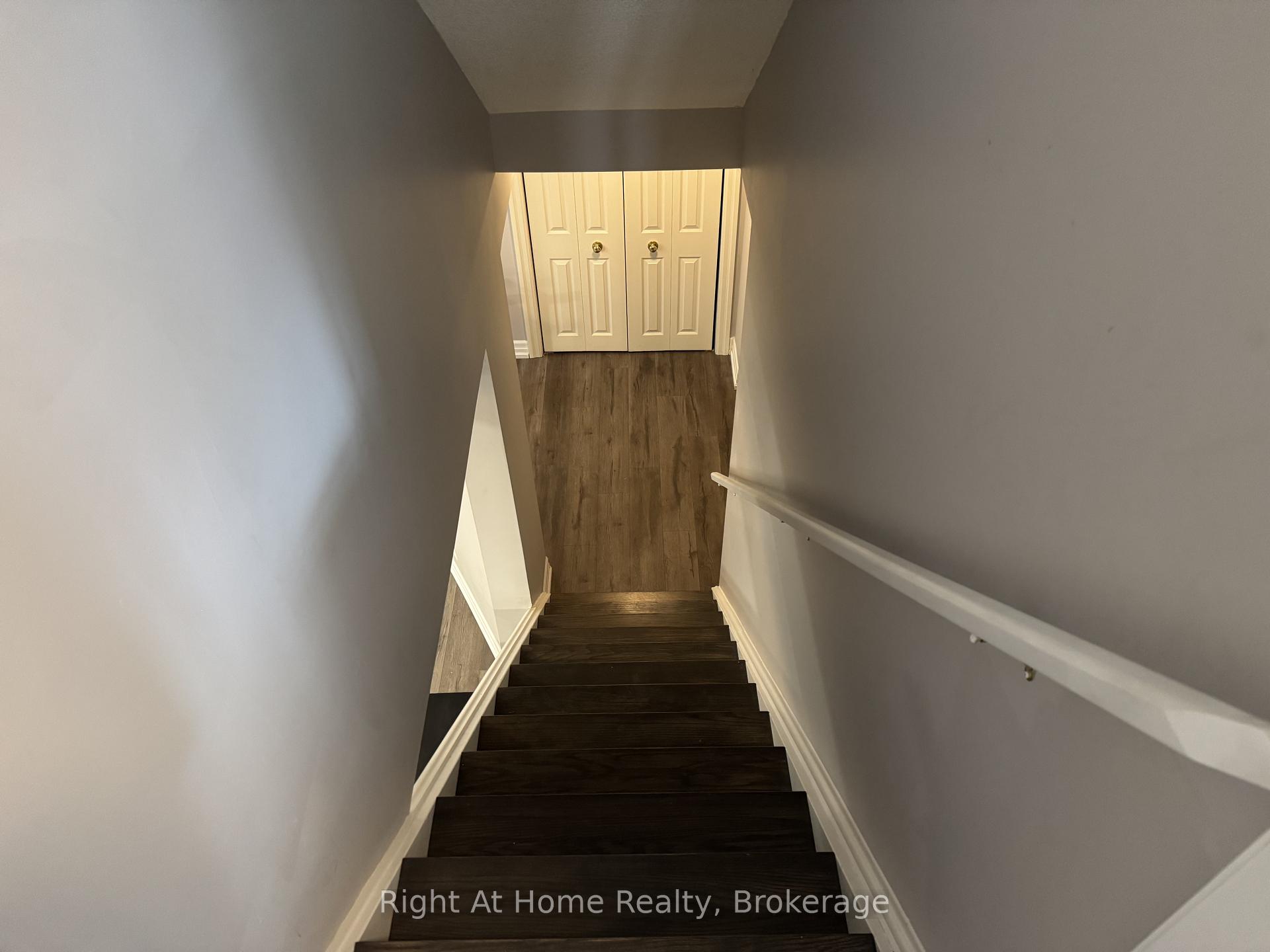 Photo 30 of 57 Lauchlin Crescent, Halton Hills, Georgetown — HOMEH