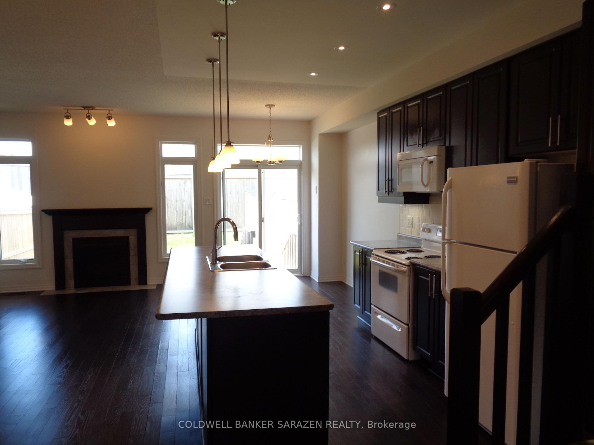 Photo 4 of 144 Hawkshaw Crescent S, Ottawa, Barrhaven - Cedargrove/Fraserdale — HOMEH