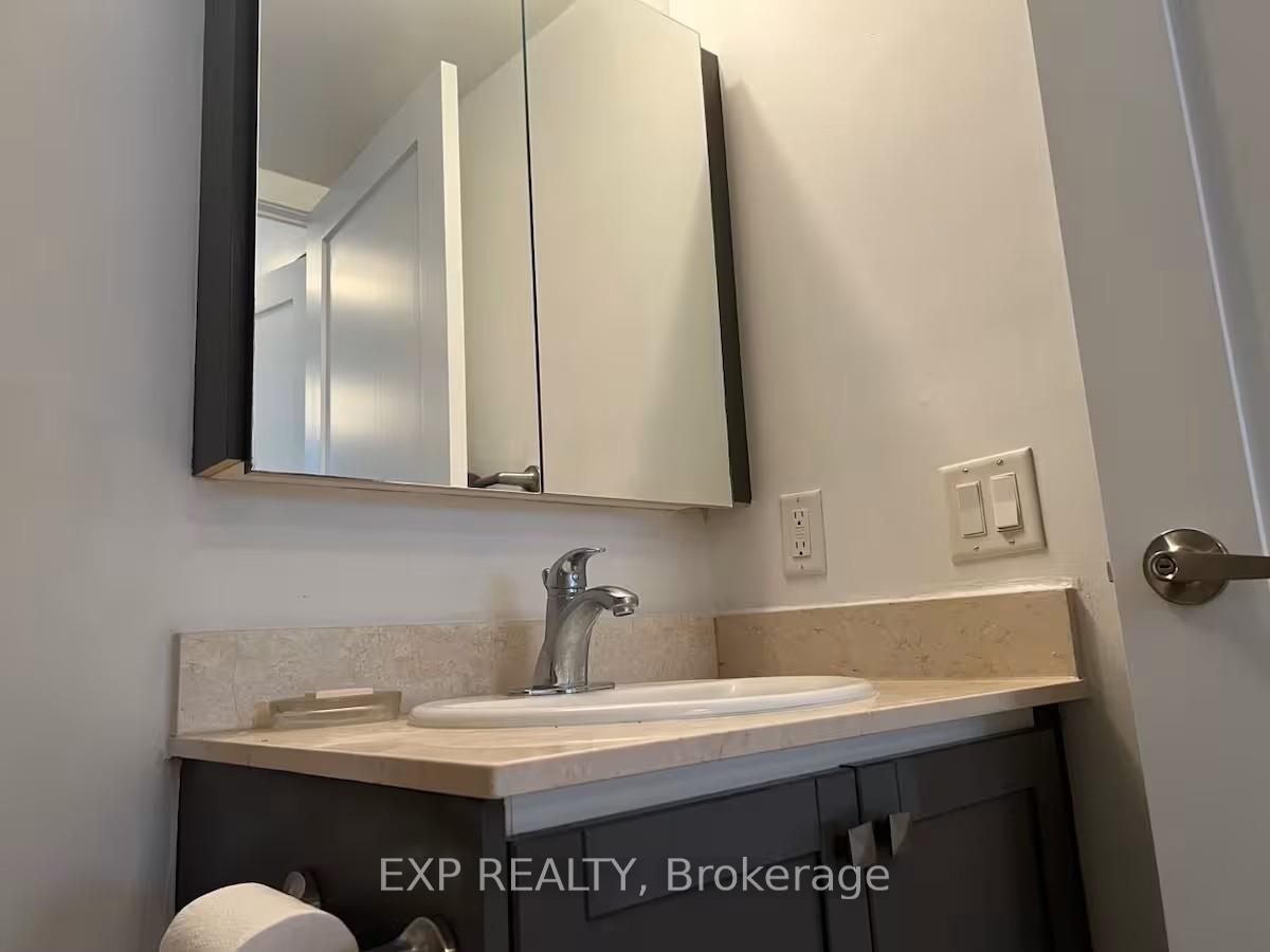 Photo 17 of Unit 814, 20 Blue Jays Way, Toronto, Waterfront Communities — HOMEH
